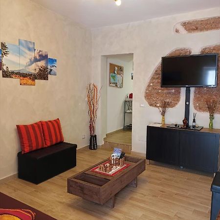 Etnacity Guest House Apartment Катания Екстериор снимка