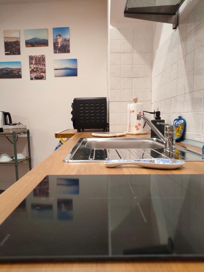 Etnacity Guest House Apartment Катания Екстериор снимка